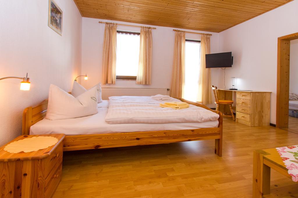 Pension Zum-Ratsherrn Friedrichroda Rum bild